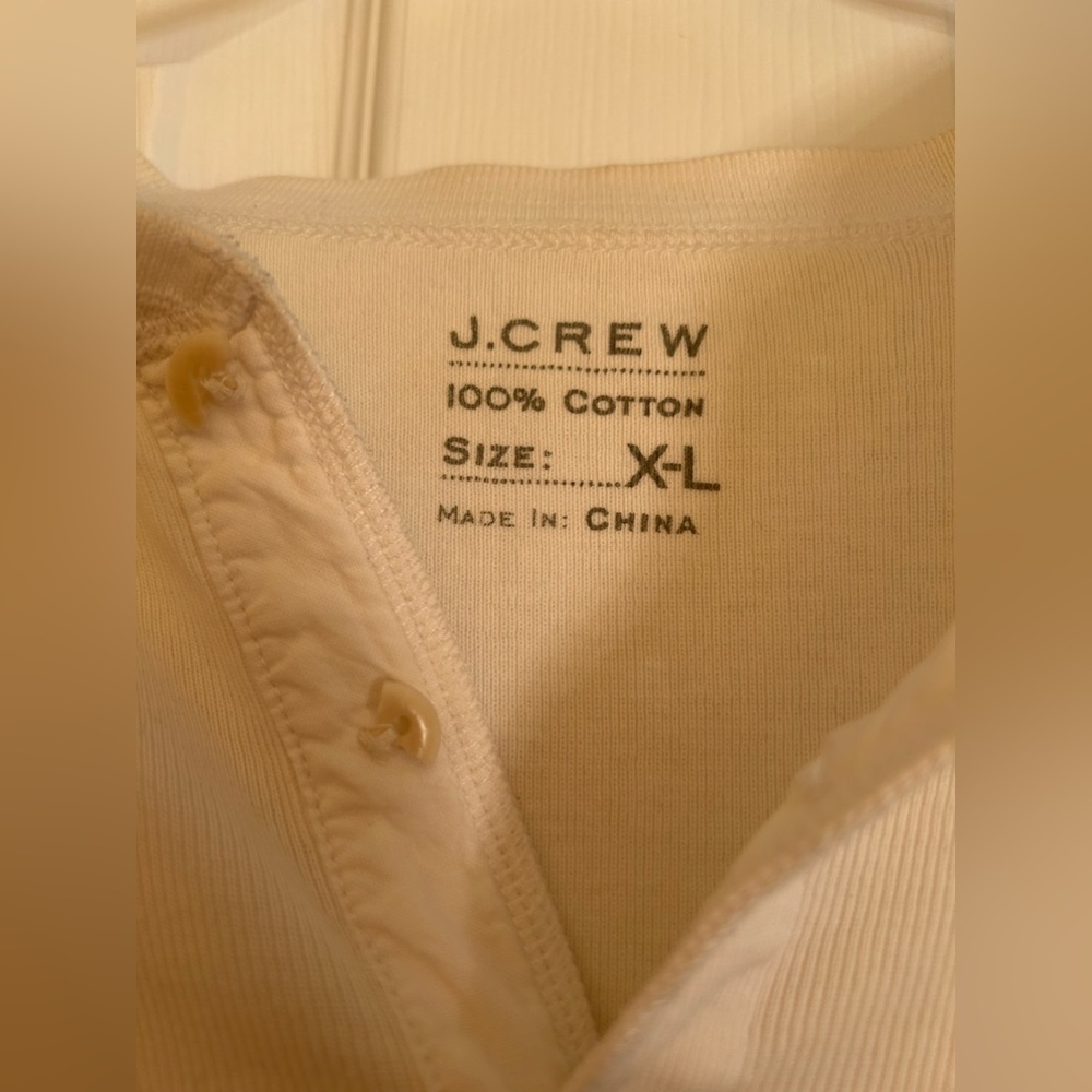 Men’s J Crew cotton shirt; excellent condition; no tears or stains; Size XL - Picture 3 of 3